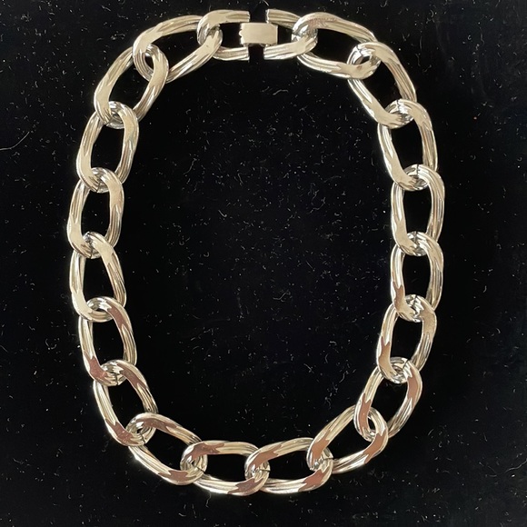 Silver Tone Chunky Rolo Link Like Necklace - Picture 1 of 5